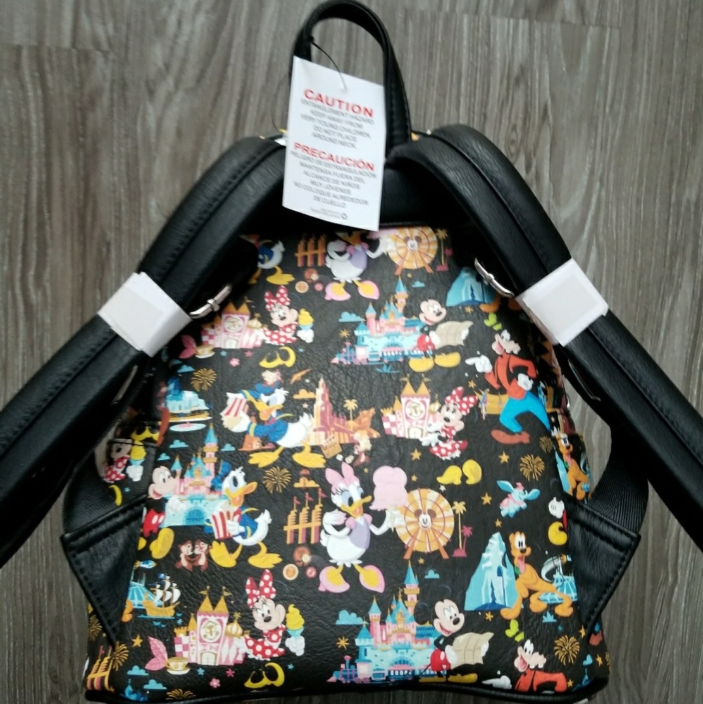 Disney AP exclusive mini backpack - Picture 2 of 4